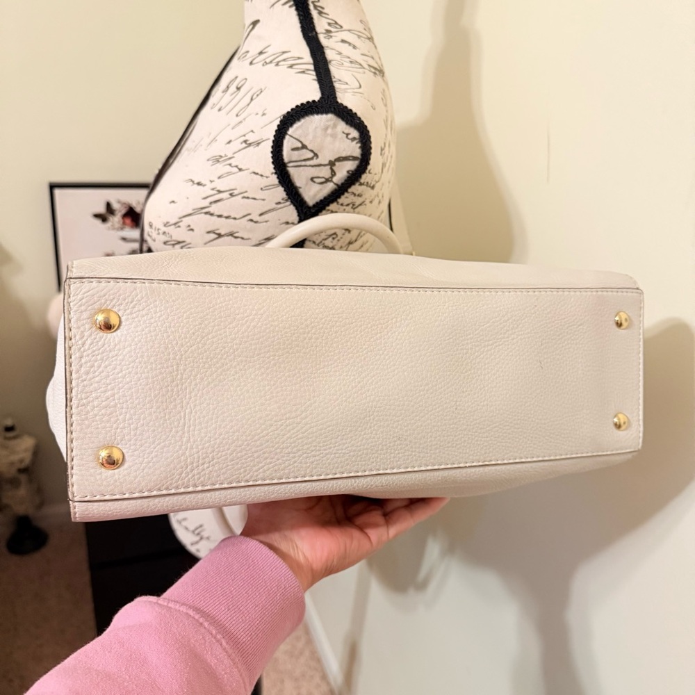 Vintage Michael Kors Hamilton Cream Leather Handbag - Picture 12 of 15